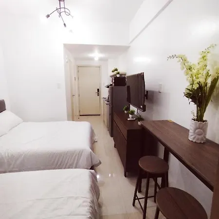 Hotel Luxury Twin Bed Room With Balcony Las Pinas-South Residence Manila Exterior photo