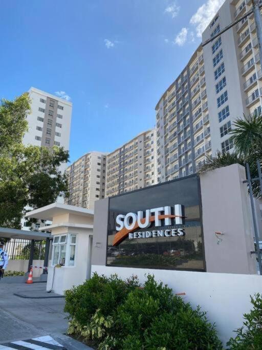 Luxury Twin Bed With Balcony Pinas-south Apartment