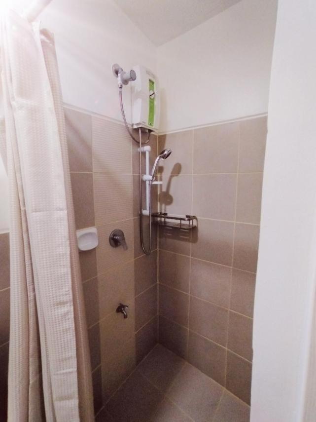 Apartment Luxury Twin Bed With Balcony Pinas-south *
