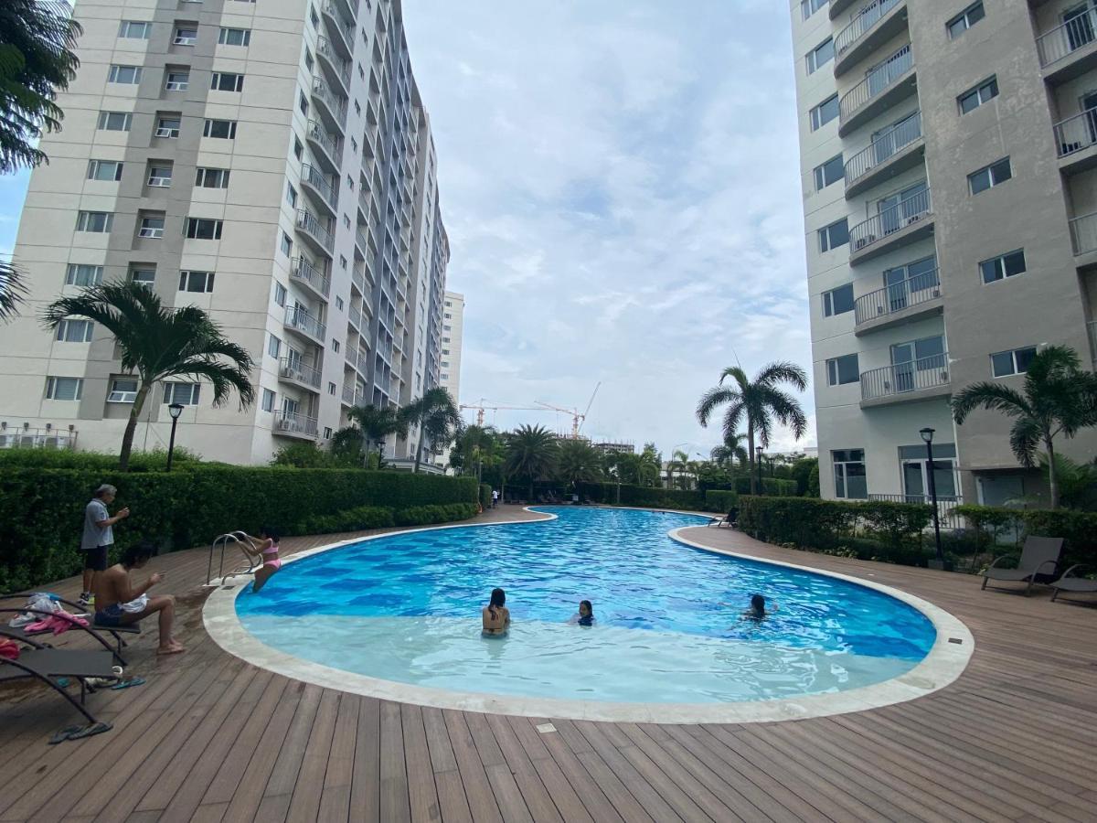 Luxury Twin Bed With Balcony Pinas-south *